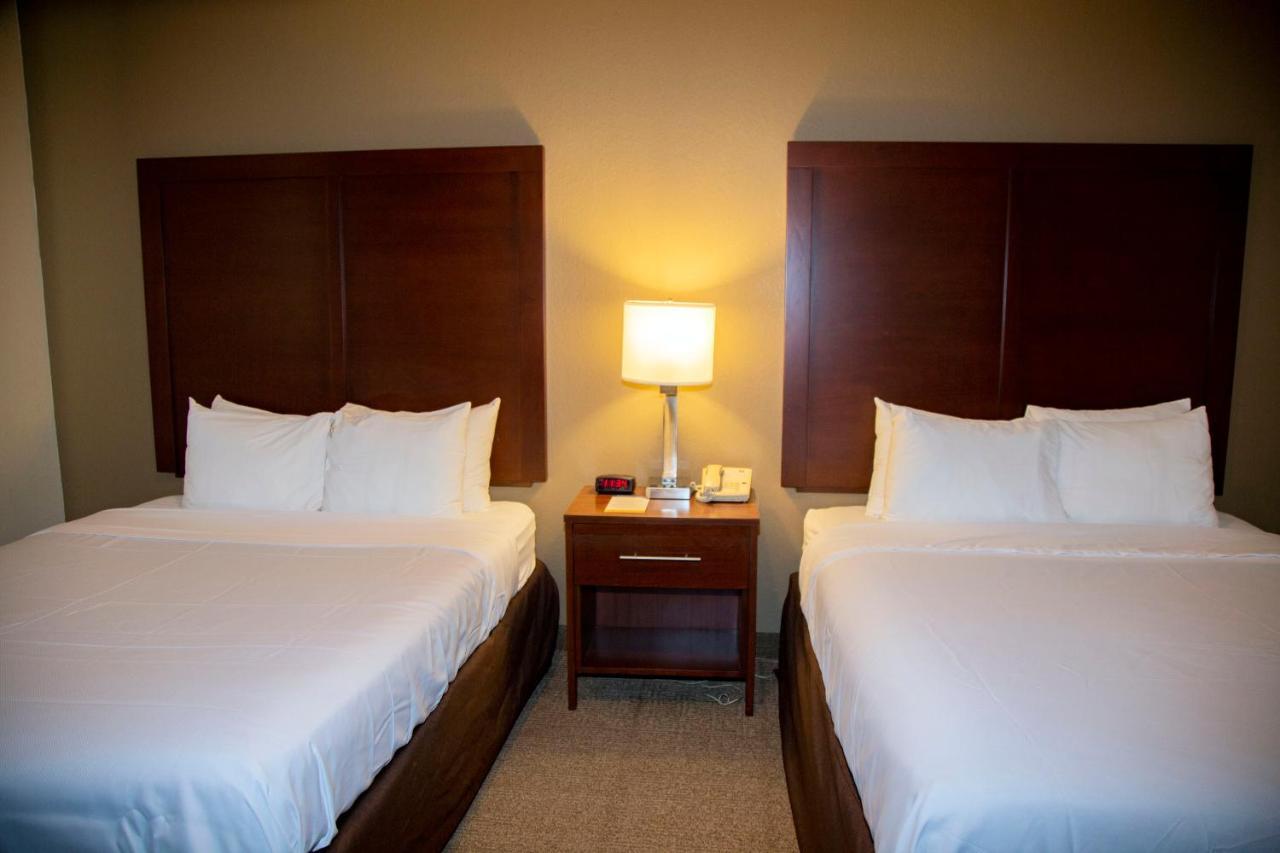 Ardmore Inn & Suites Ardmore Bagian luar foto