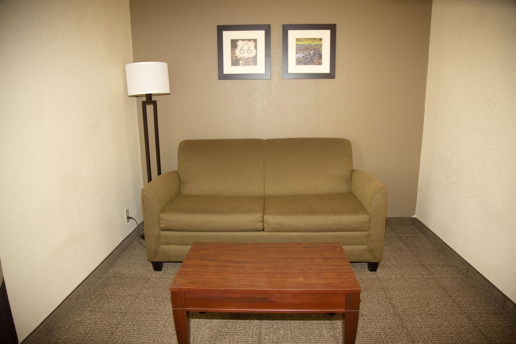 Ardmore Inn & Suites Ardmore Bagian luar foto