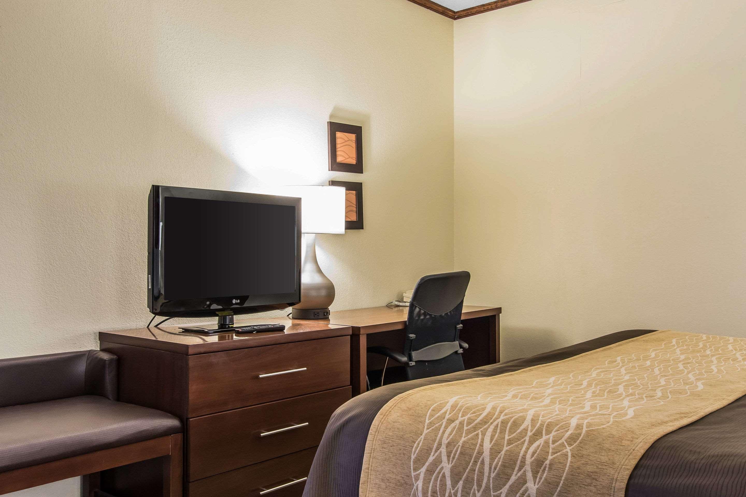 Ardmore Inn & Suites Ardmore Bagian luar foto