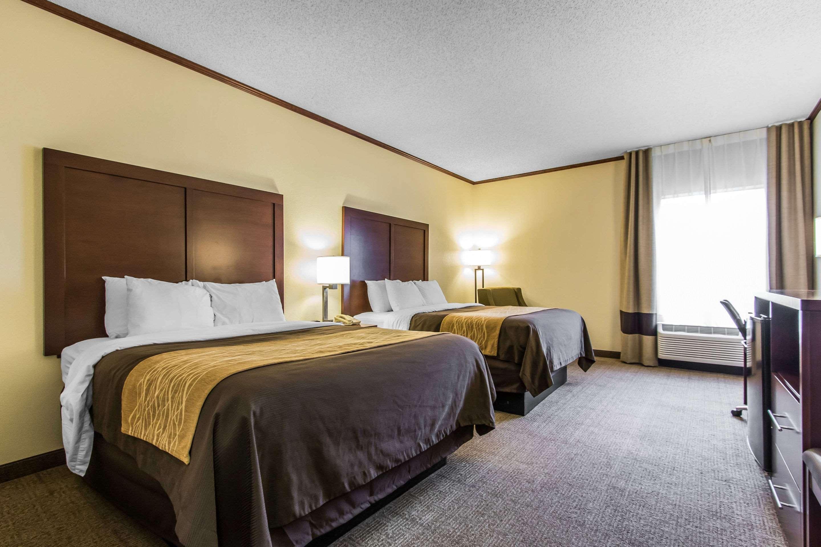 Ardmore Inn & Suites Ardmore Bagian luar foto