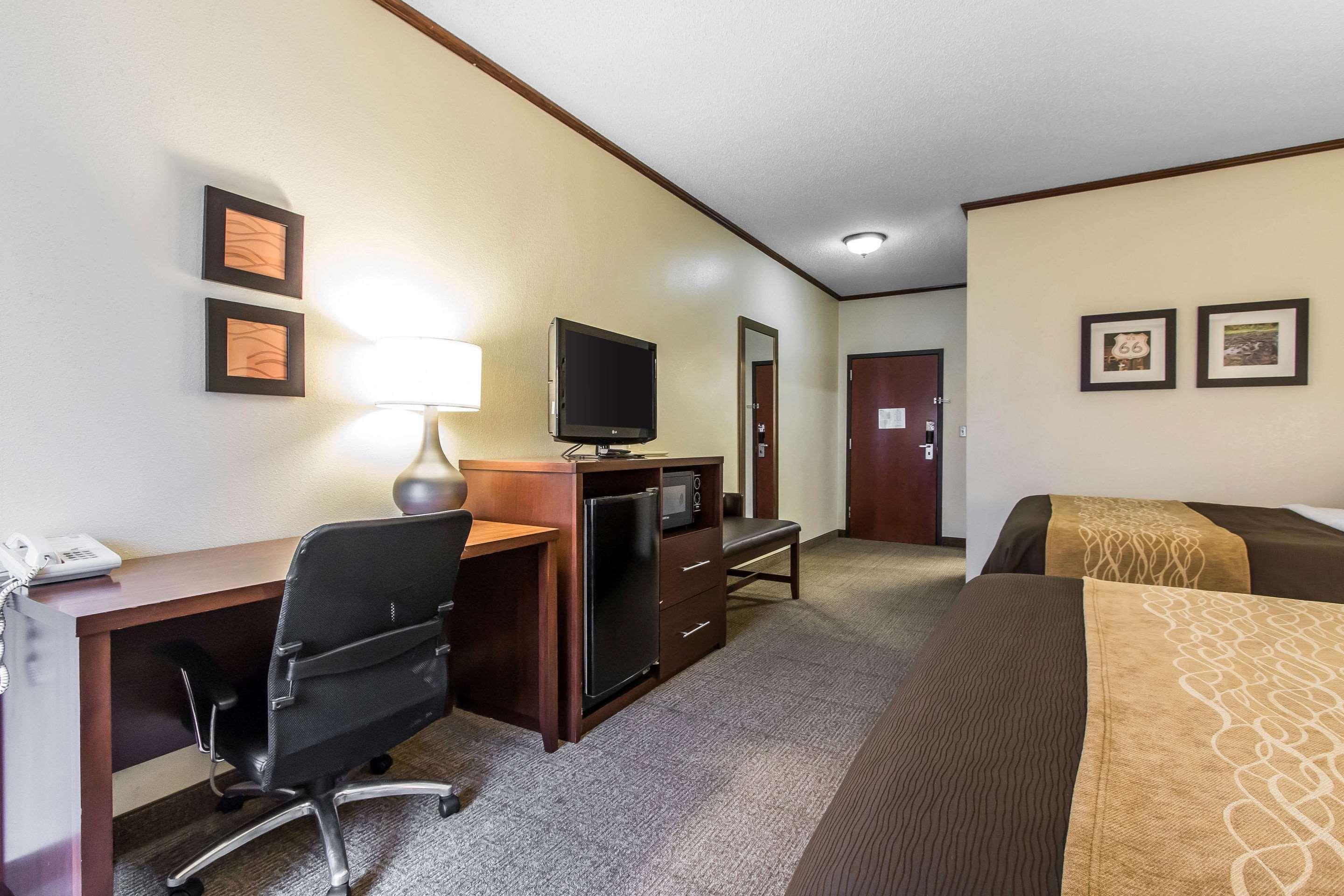Ardmore Inn & Suites Ardmore Bagian luar foto