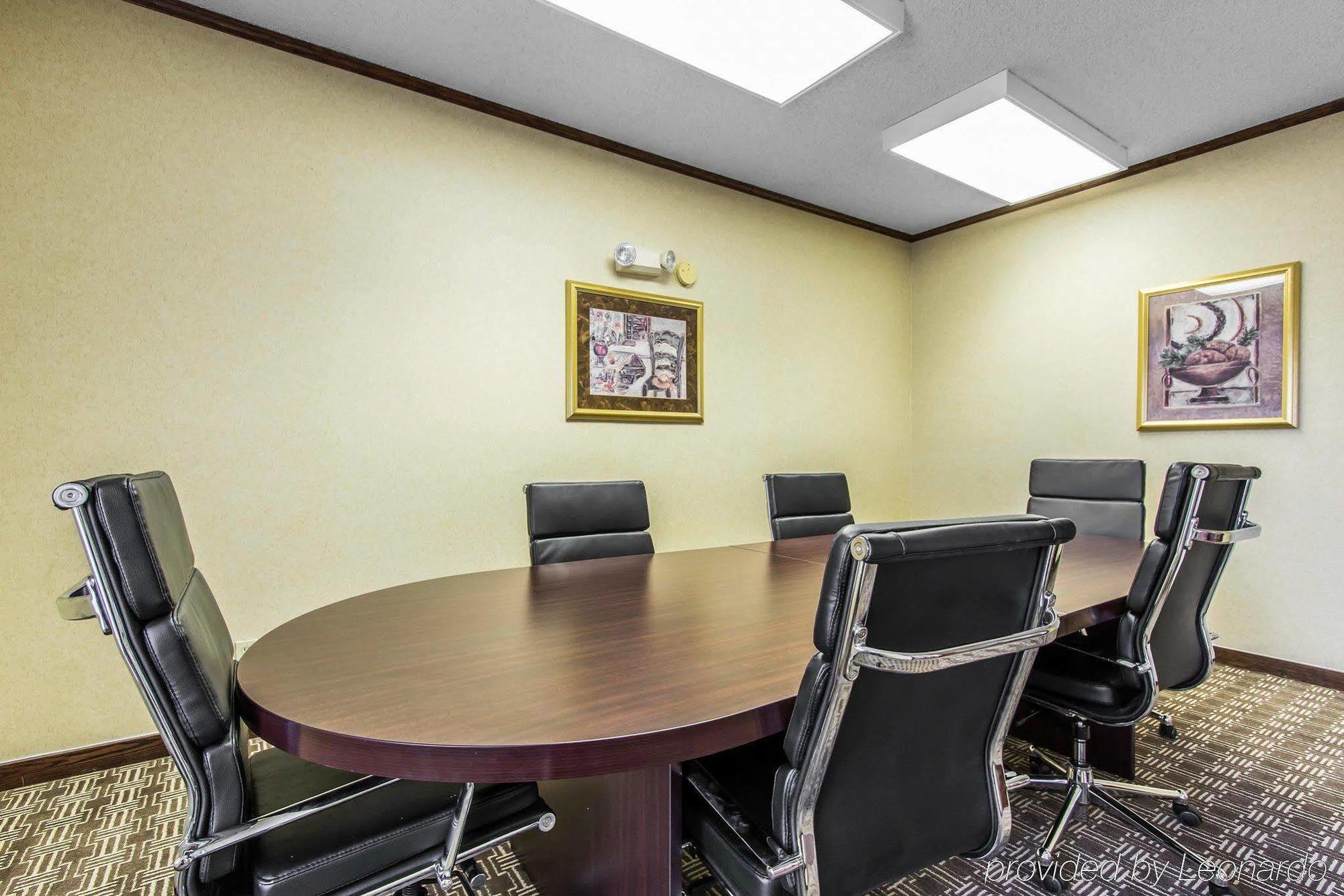Ardmore Inn & Suites Ardmore Bagian luar foto